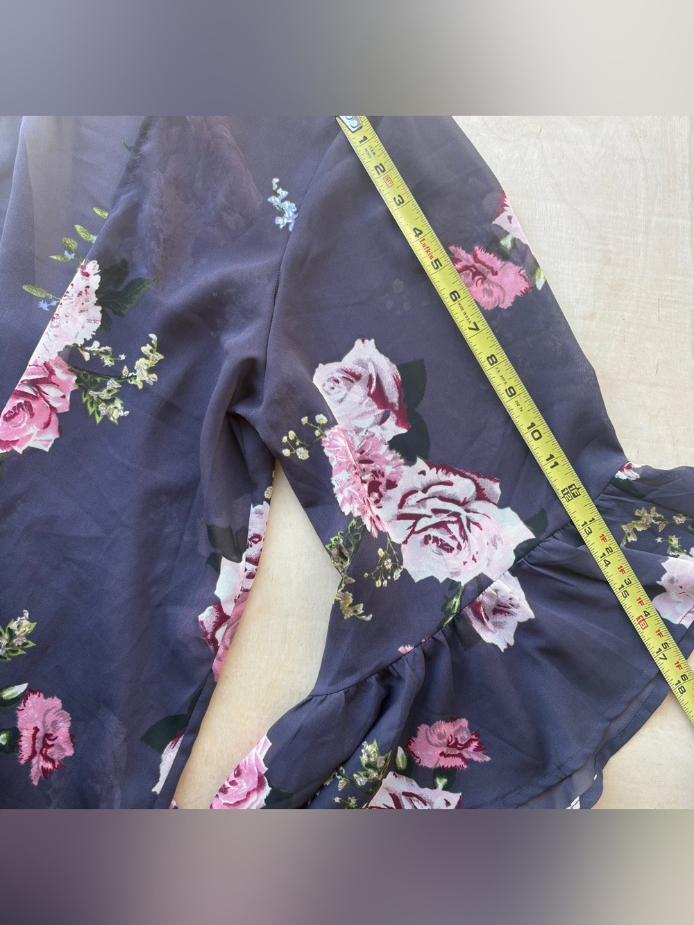 Live 4 Truth Floral Sheer Kimono 1X Cardigan Ruffle Bell Sleeve Black Pink - Picture 5 of 7